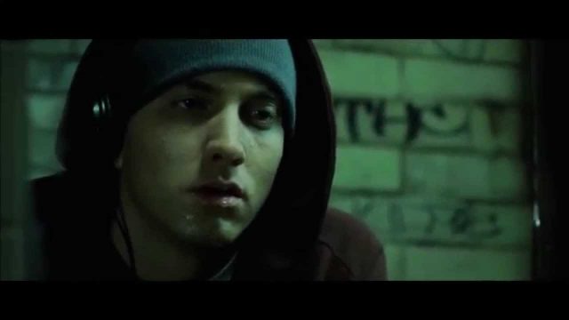 Секретная служба США допросила рэпера Eminem