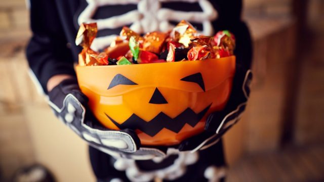 Американцы потратят $2,7 млрд на конфеты к Хэллоуину