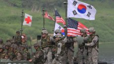 США и Южная Корея решили отложить совместные учения