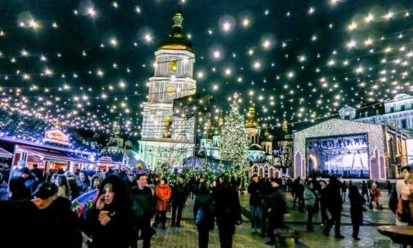 В Киеве стартовали зимние новогодние-рождественские развлечения