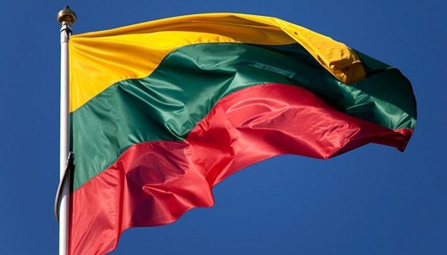 Литва обвиняет РФ в стремлении переписать историю