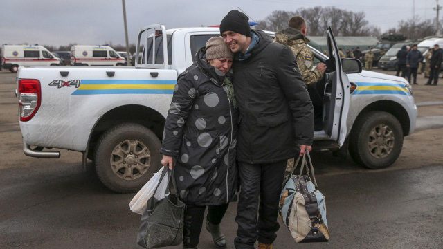 В Украину вернулись 76 человек, - ОП