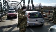 Украина не будет закрывать границы из-за коронавируса