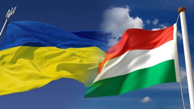 Украина планирует либерализировать автоперевозки с Венгрией