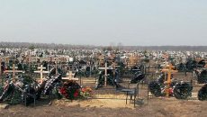 В Киеве ограничат доступ к городским кладбищам