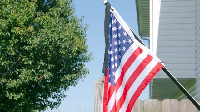 В США на три дня приспустят флаги