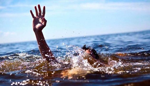 Пограничник спас женщину, которая едва не утонула в море