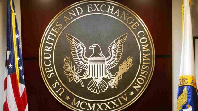 SEC может принять меры против Under Armour и ее топ-менеджеров