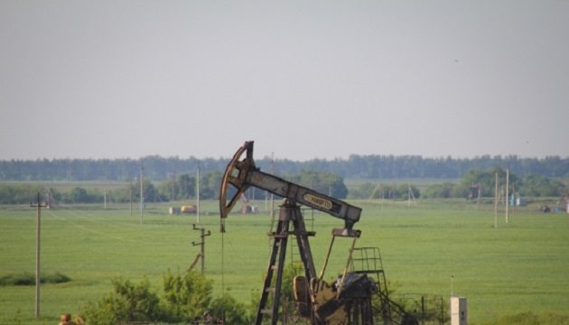 «Укрнафта» сократила добычу нефти и газа