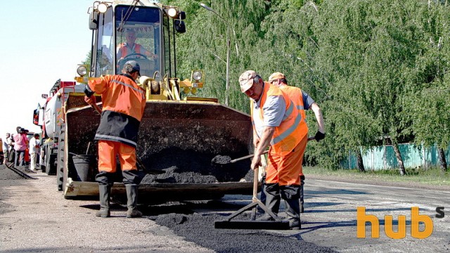 Рада перенаправит свыше 2 миллиардов субсидий на ремонт дорог