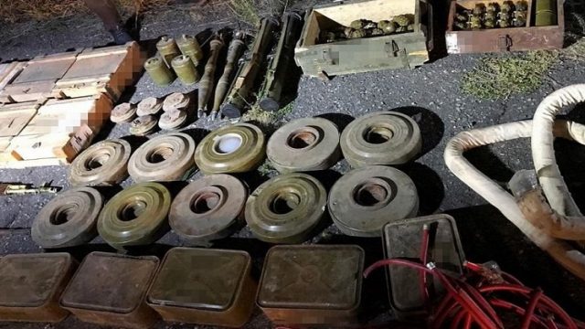 СБУ из тайников боевиков изъяла почти 100 тыс. боеприпасов