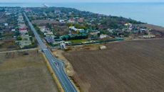 На Одесчине на дороге обустроили островки принудительного снижения скорости