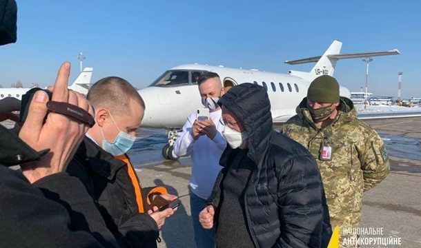 Экс-замглавы правления ПриватБанка задержали в аэропорту Борисполь