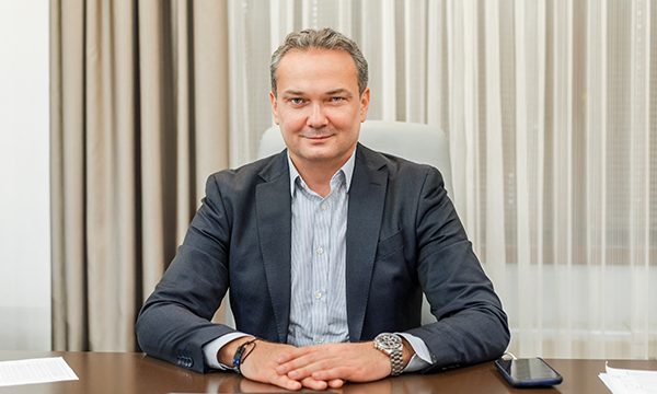 Коммерческий директор «Укрзализныци» Эзугбая подал в отставку