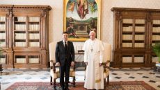 Зеленский поздравил Папу Римского Франциска с годовщиной избрания