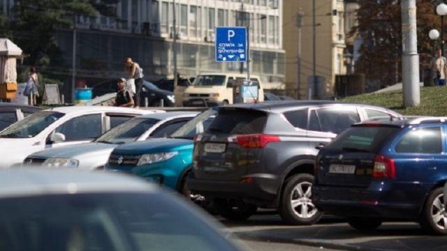 В Киеве планируют увеличить численность инспекторов по парковке – КГГА