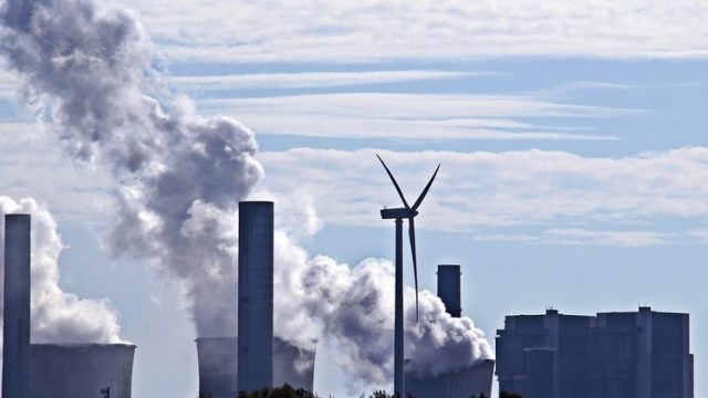 Цена квот на выбросы СО2 в ЕС достигнет €90/тонну
