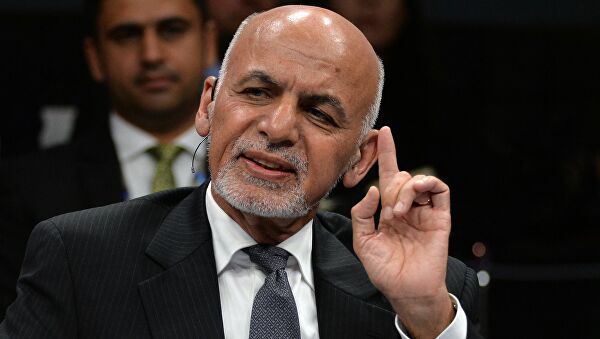 Президент Афганистана Гани сообщил, что покинул родину