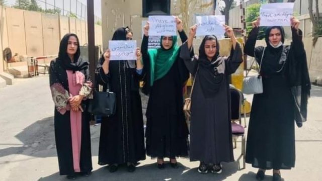 Более 20 стран подписали заявление в защиту прав женщин в Афганистане