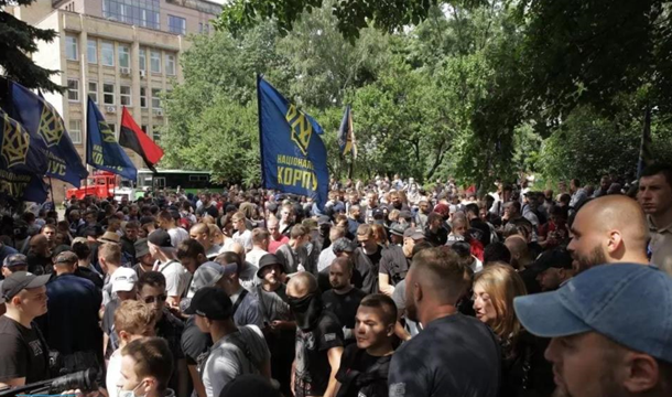 Нацкорпус собирается продолжить протесты под ОП