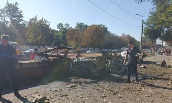 В Днепре взорвалась машина, погибли два человека