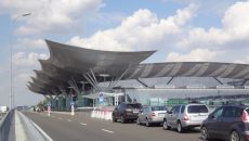 В аэропорту «Борисполь» временно закрыли две стоянки рядом с терминалом D