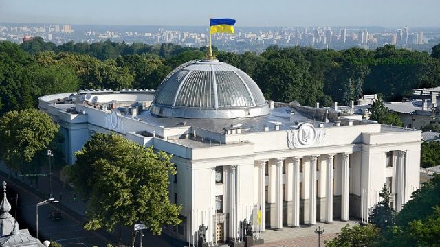 Рада внесла вопрос отзыва Разумкова с поста спикера в повестку сессии