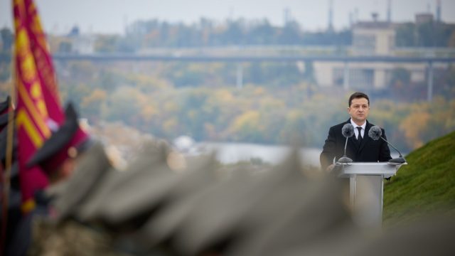 Зеленский встретился с послами стран G7 в Запорожье