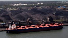 В Україну прибуло судно з 88 тис тонн колумбійського вугілля