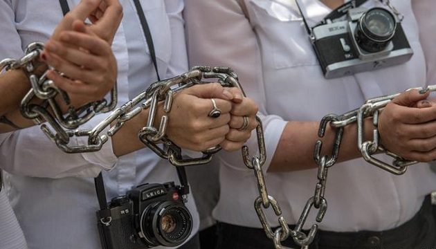 Число заключенных в тюрьме журналистов достигло рекордного уровня – CPJ