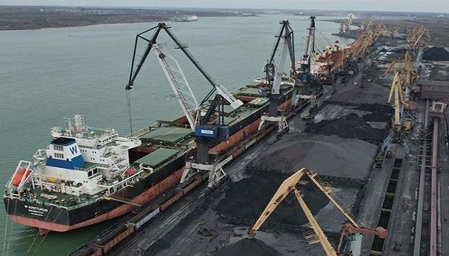 Порт «Пивденный» побил рекорд суточного грузооборота