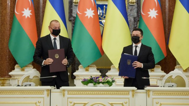 Україна та Азербайджан підписали низку двосторонніх угод