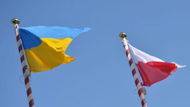 Польща обіцяє передати Україні найсучаснішу зброю