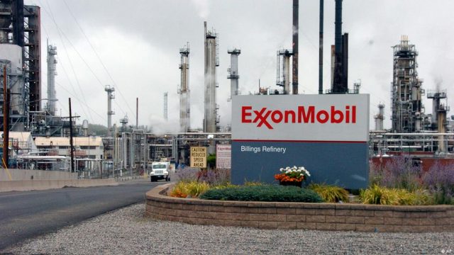 Exxon Mobil припиняє видобувати нафту і газ в Росії