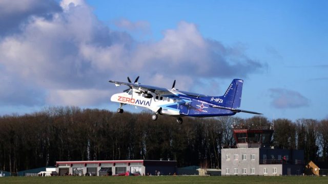 Компанія ZeroAvia провела випробування найбільшого літака на водневих двигунах