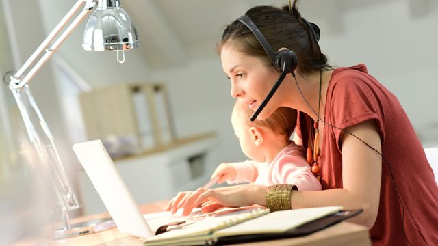 Згортання дистанційної роботи у Європі звужує можливості для українських спеціалістів за кордоном – дослідження